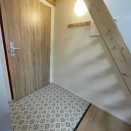 Apartment Vinarice *